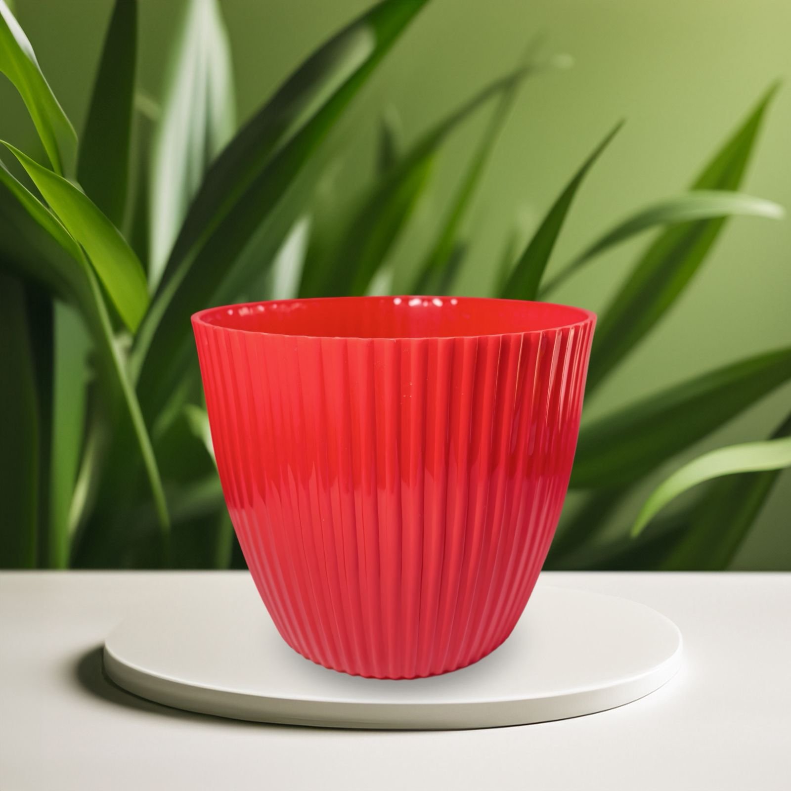 Line Pot 9 inch